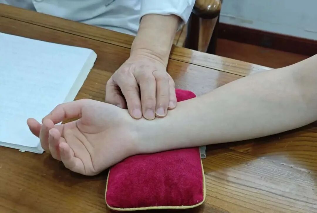 ���ذ���������Һŷѣ���������ҽԺ����ҽ��Ժ�����׼